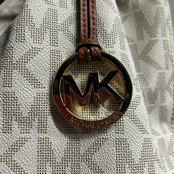 Michael Kors Jet Set Gathered Large Tote EEUC - Picture 2 of 10